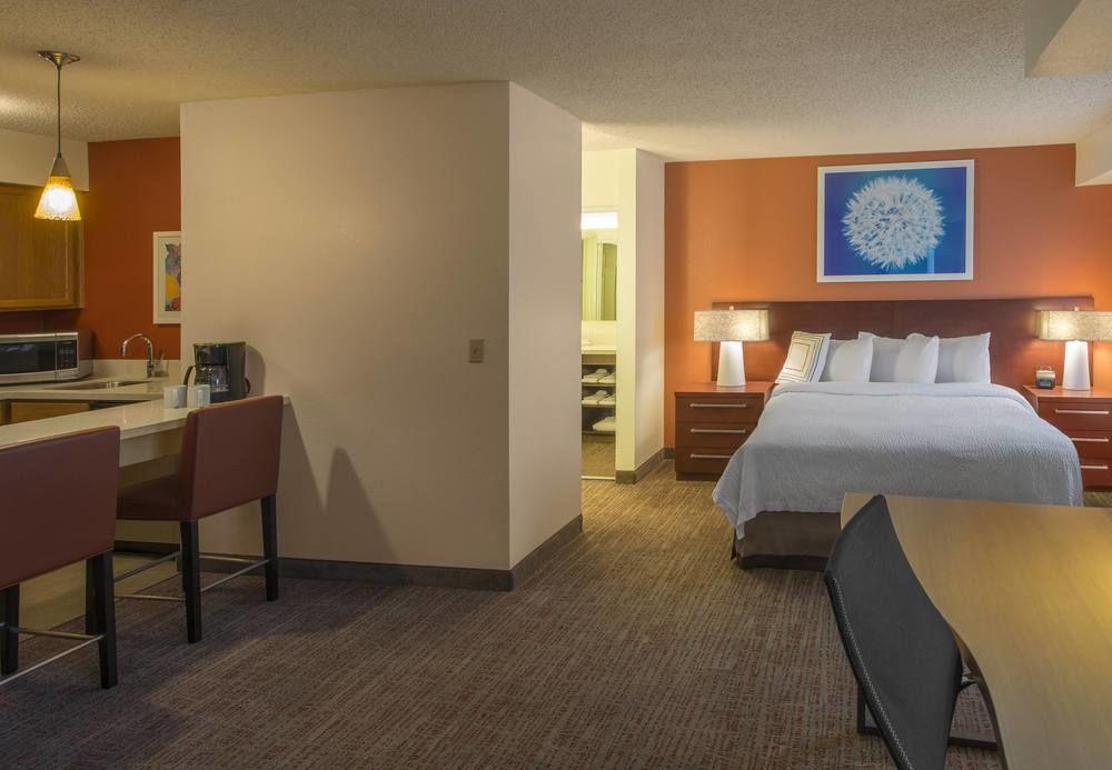 Residence Inn Indianapolis Airport Buitenkant foto