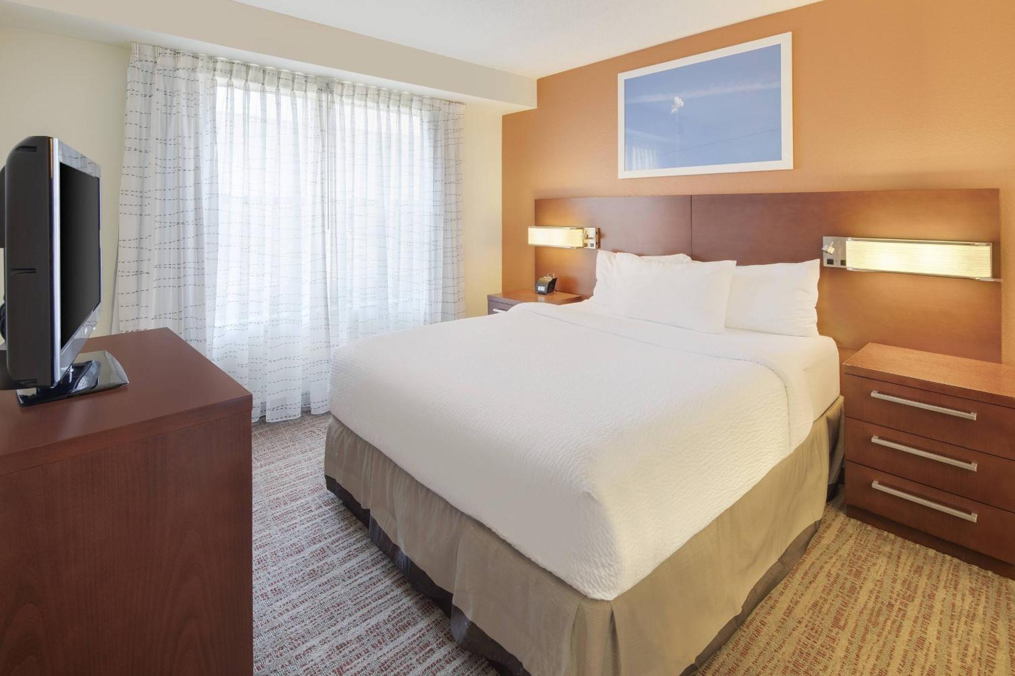 Residence Inn Indianapolis Airport Buitenkant foto