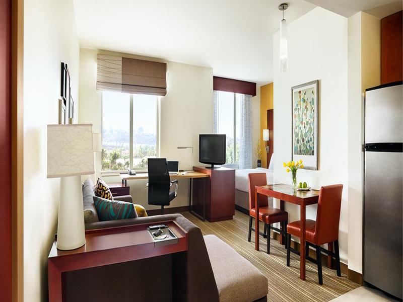 Residence Inn Indianapolis Airport Buitenkant foto